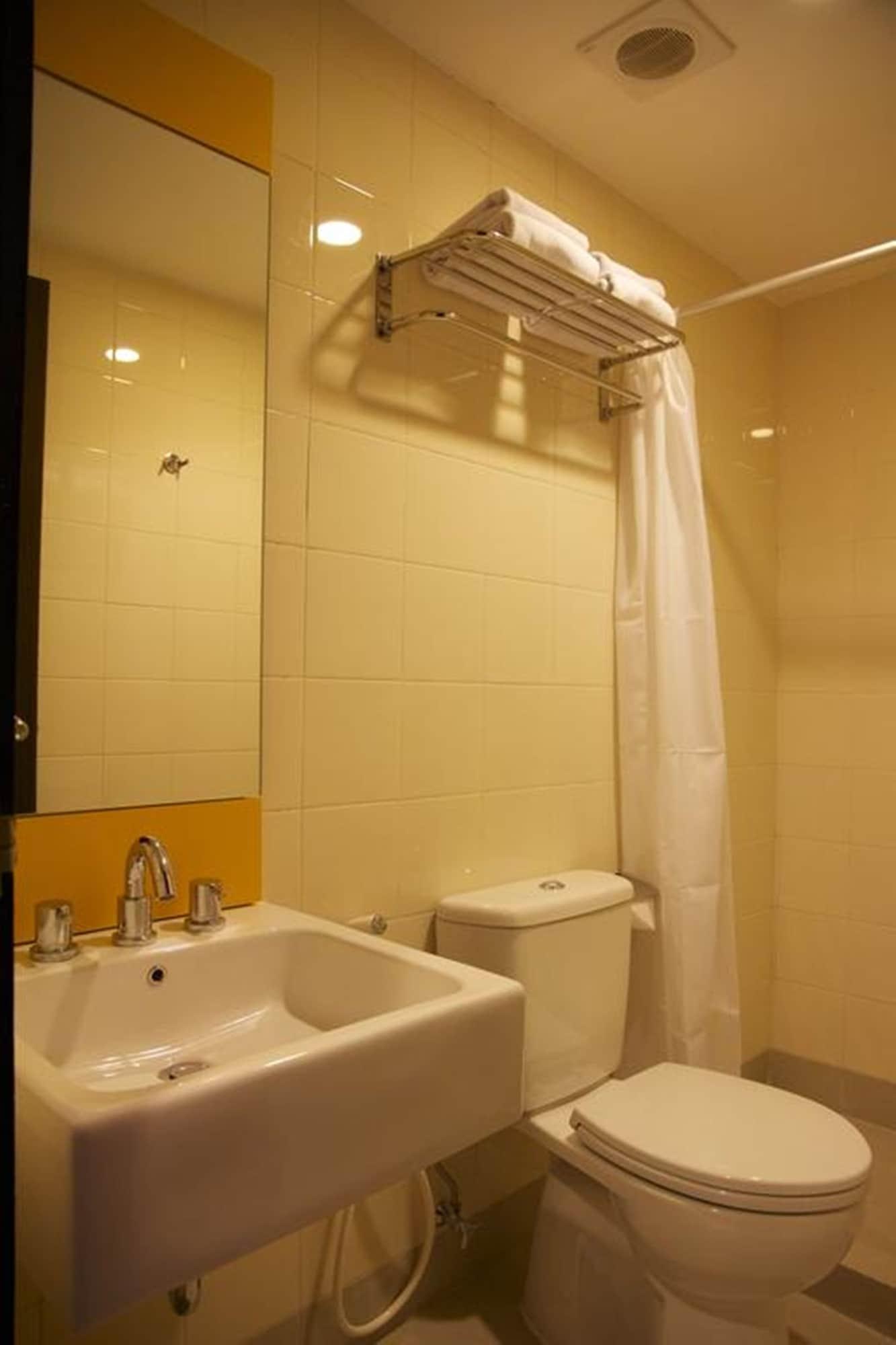 Amaris Hotel Palembang Esterno foto