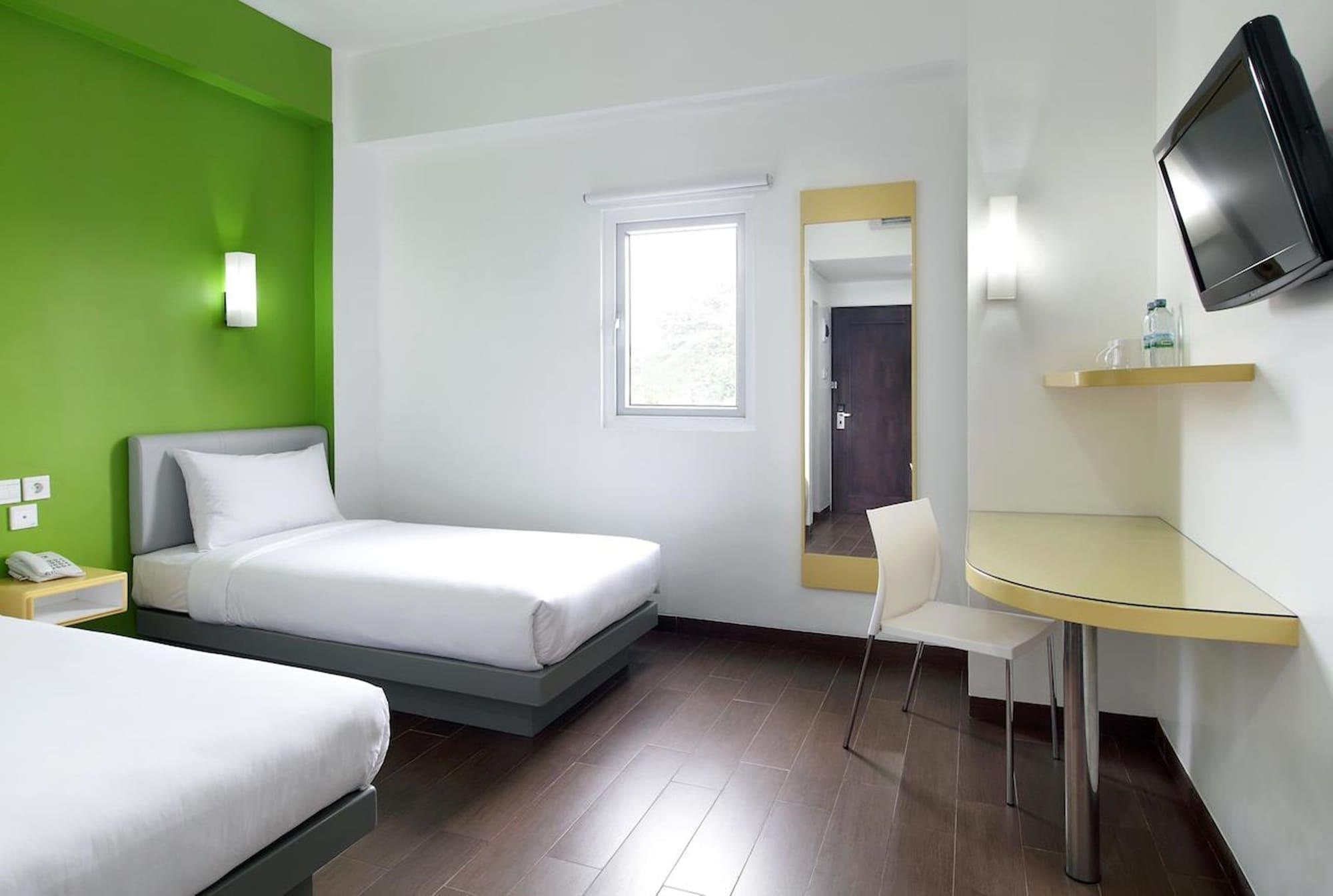 Amaris Hotel Palembang Esterno foto