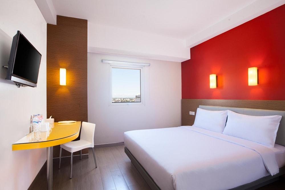 Amaris Hotel Palembang Esterno foto