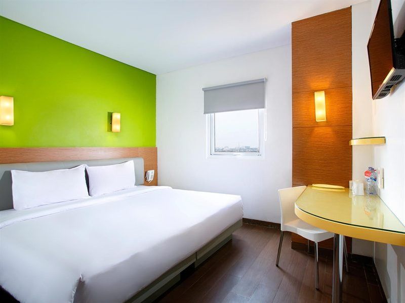 Amaris Hotel Palembang Esterno foto