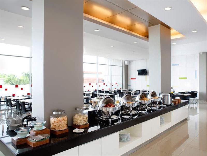 Amaris Hotel Palembang Esterno foto