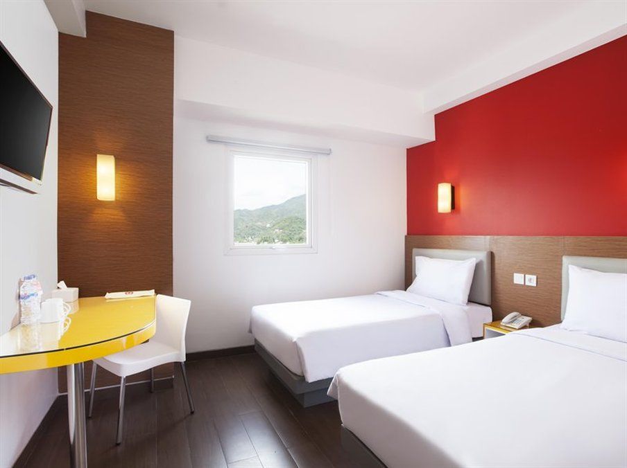 Amaris Hotel Palembang Esterno foto